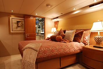 Sacajawea yacht cabin