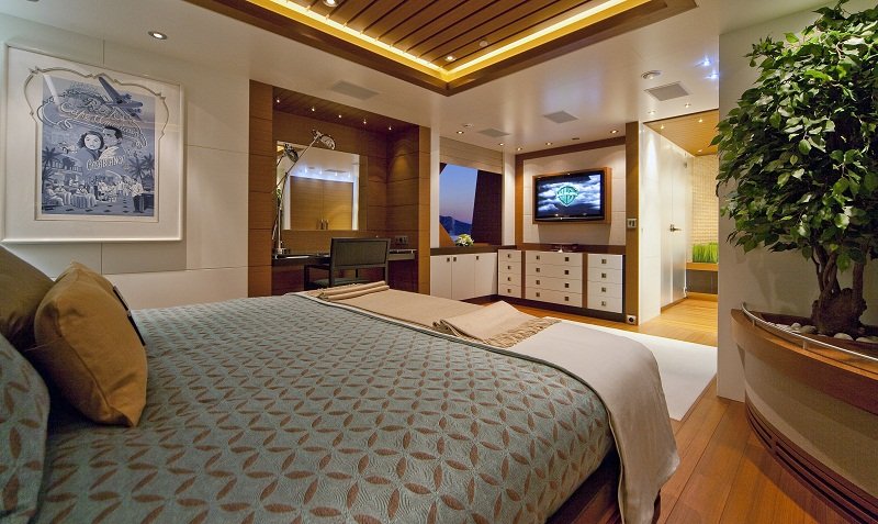 Luxury Charter Yacht Mary Jean II master cabin